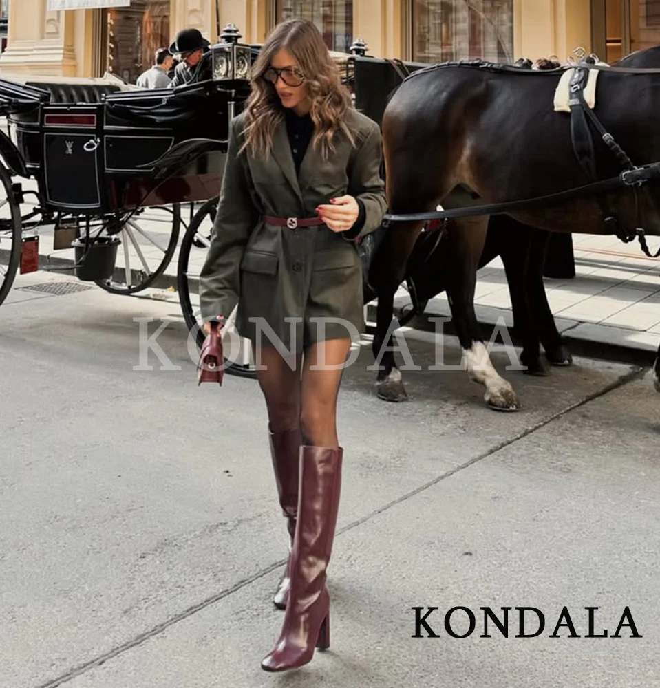 سترة KONDALA خريفية كلاسيكية باللون الأخضر الداكن سترة نسائية أنيقة بأزرار للتنقل لخريف وشتاء 2025 سترة نسائية عالية الشارع