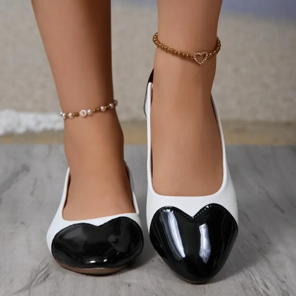 2025, Damen-Luxusmarke, Frühling, neue flache Ferse, spitze flache Schuhe, modisch, kleine Größe, flacher Mund, große flache Lederschuhe