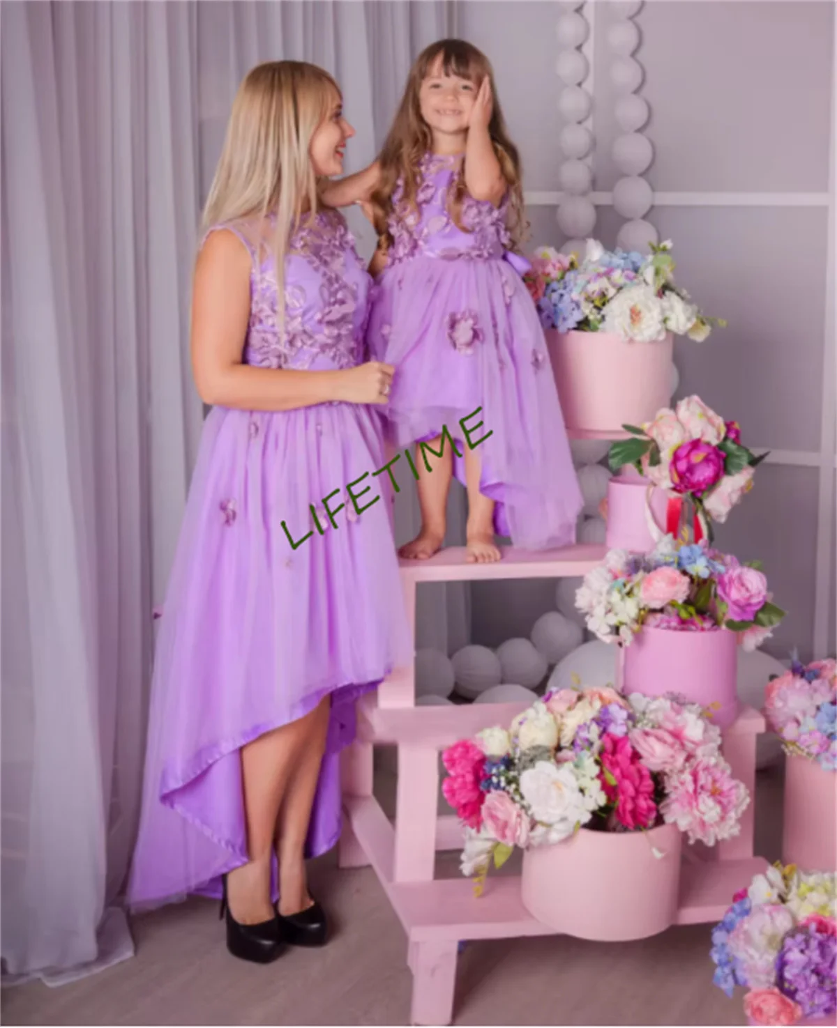 Cus New Custom Baby Girl Dress Fashion Mother and Daughter Matching Dress Baby Gowns Sleeveless Floral Birthday Dress Photoshoot