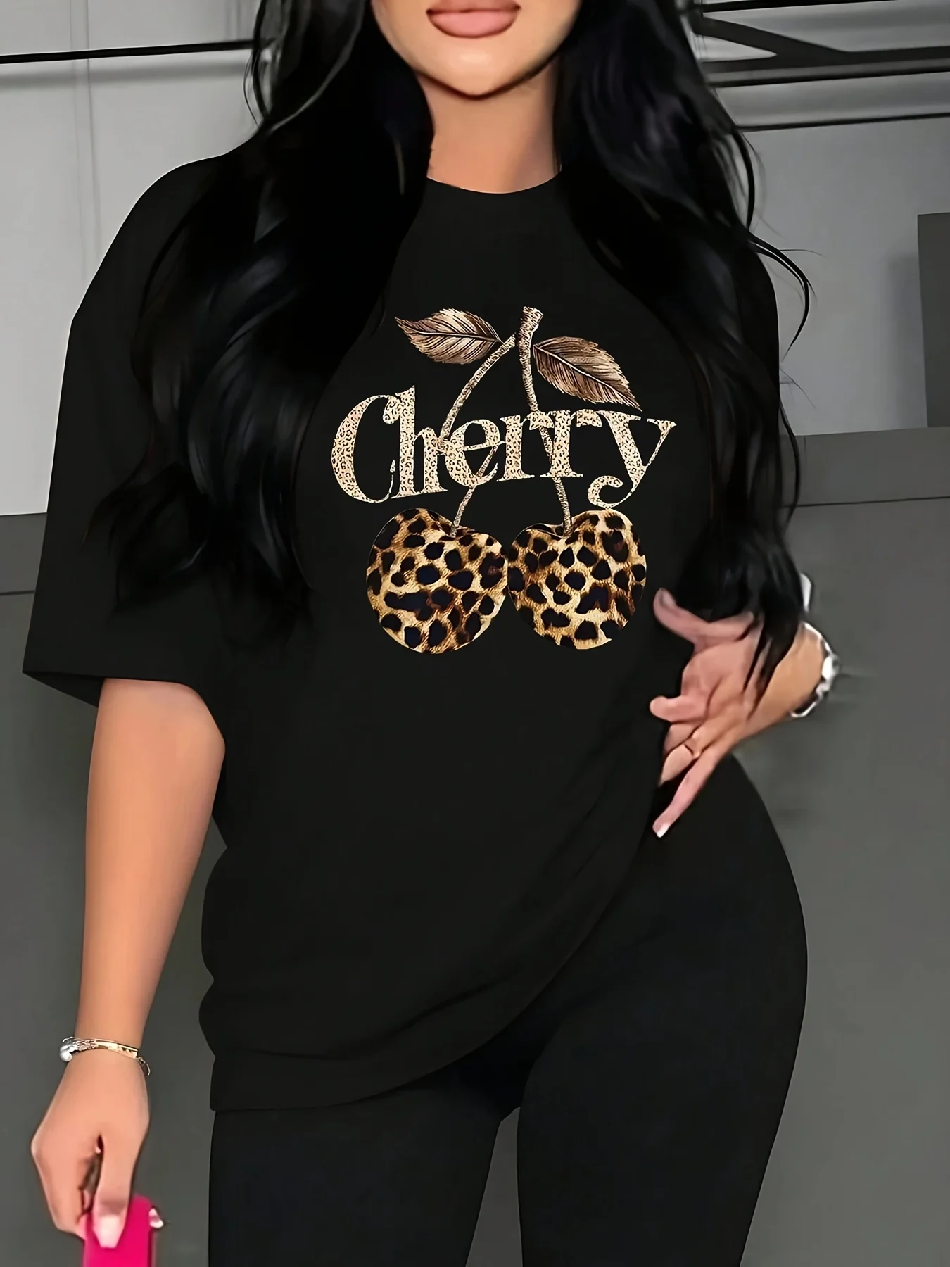 

Summer women's fashionable and casual loose leopard cherry print round neck short sleeved comfortable T-shirt top
