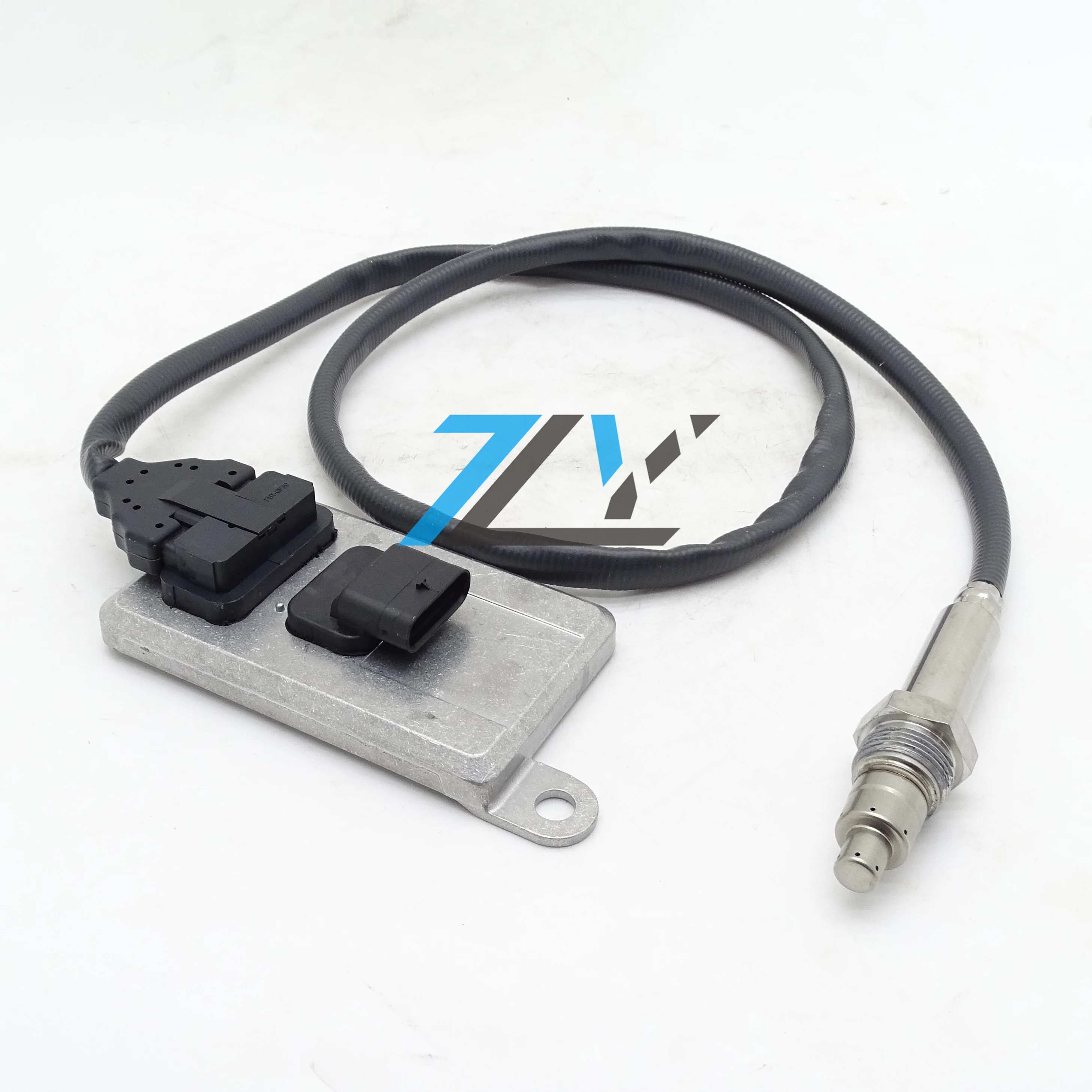 

Nitrogen Itch Sensor 89823-69200 24V Nox Sensor 5WK9 7206 89823-69200 8982369200 5WK97206 89823 69200 5WK97206A
