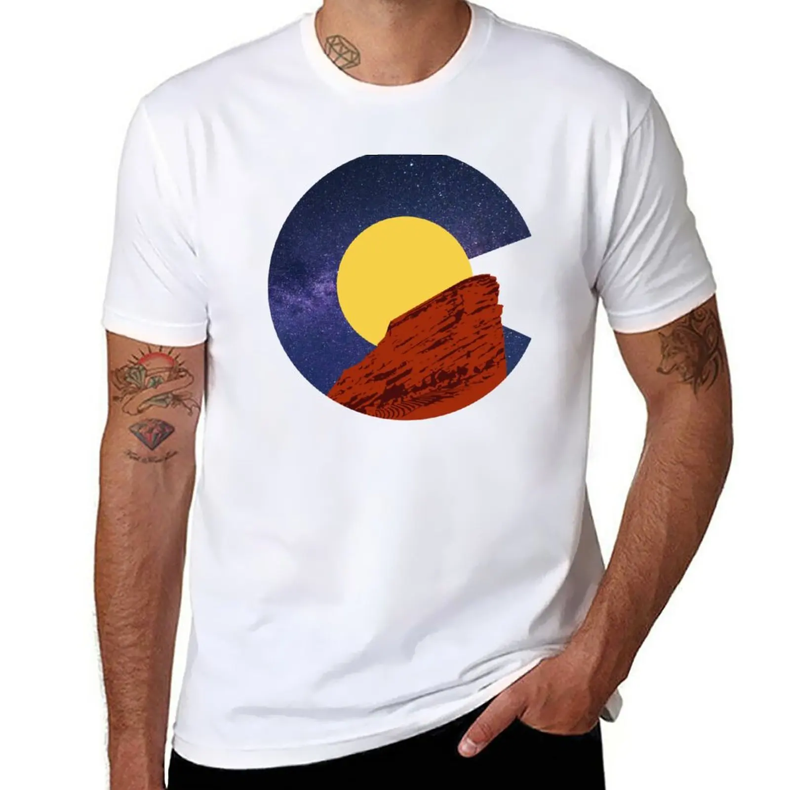 New Red Rocks Amphitheater Morrison, Colorado C Photo T-Shirt T-shirt short Short t-shirt men graphic t shirts