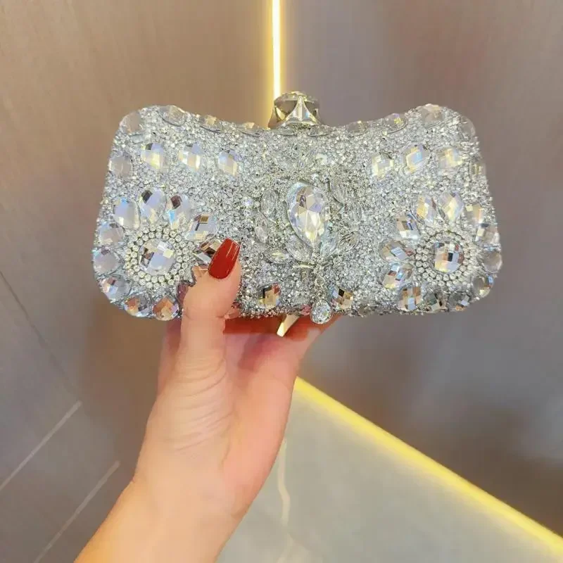 Mulheres diamante saco de noite 2024 jantar bolsa senhoras glitter cristal brilhante vestido embreagem nupcial casamento banquete bolsa