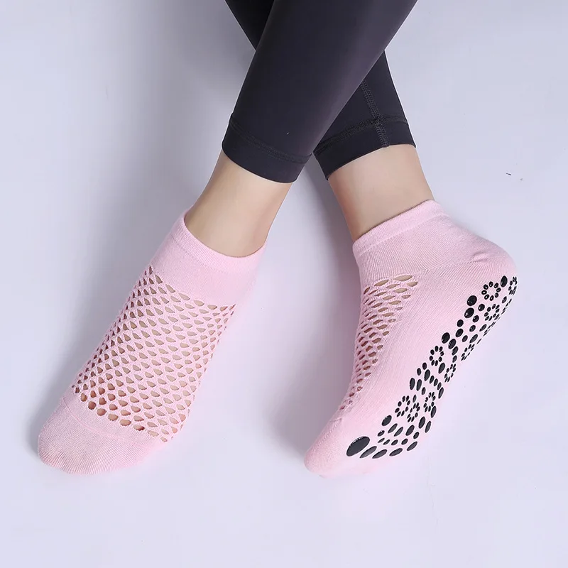 

Yoga Socks Women Cotton Dot Silicone Non-slip Grip Ballet Dance Dance Socks Pilates Sports Socks Indoor Fitness Sock Floor Socks