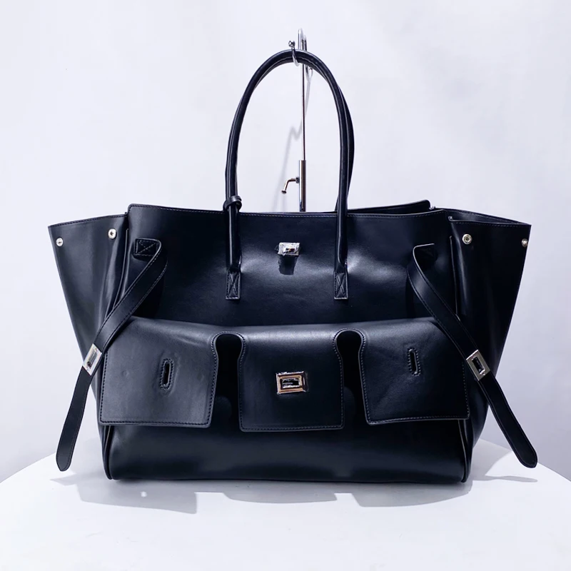 Borse Tote di grande capacità per le donne borse e portamonete di design di lusso 2024 novità In spalla decorazione Moto e bici Vintage