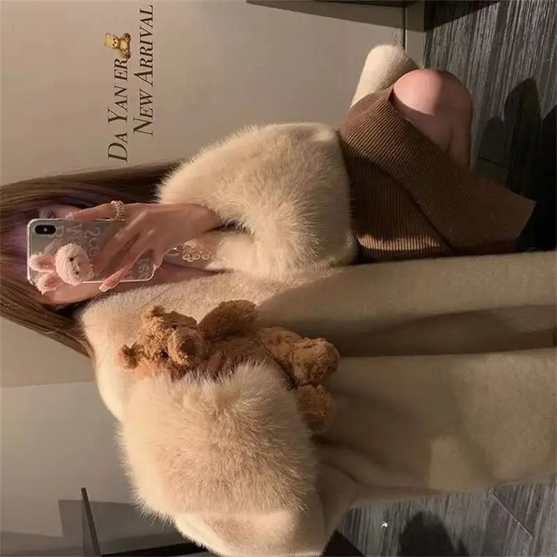Fur Jacket Female Cloak Shawl Outcoat 2026 Autumn Winter New Environmental Protection Mink Fur Coat Women Loose Fashion Overcoat