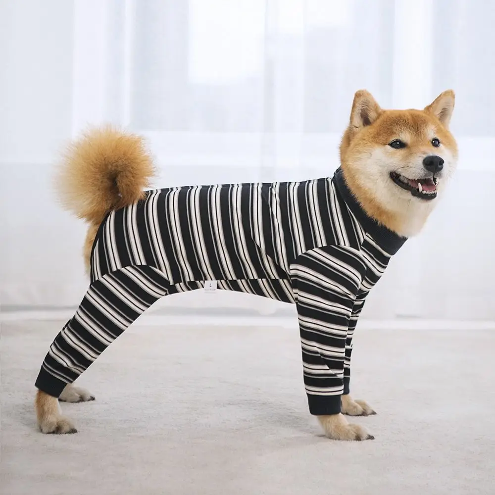 Prácticos monos a rayas para cachorros de cuatro patas, ropa suave a la moda para perros, pijamas de poliéster para perros de verano