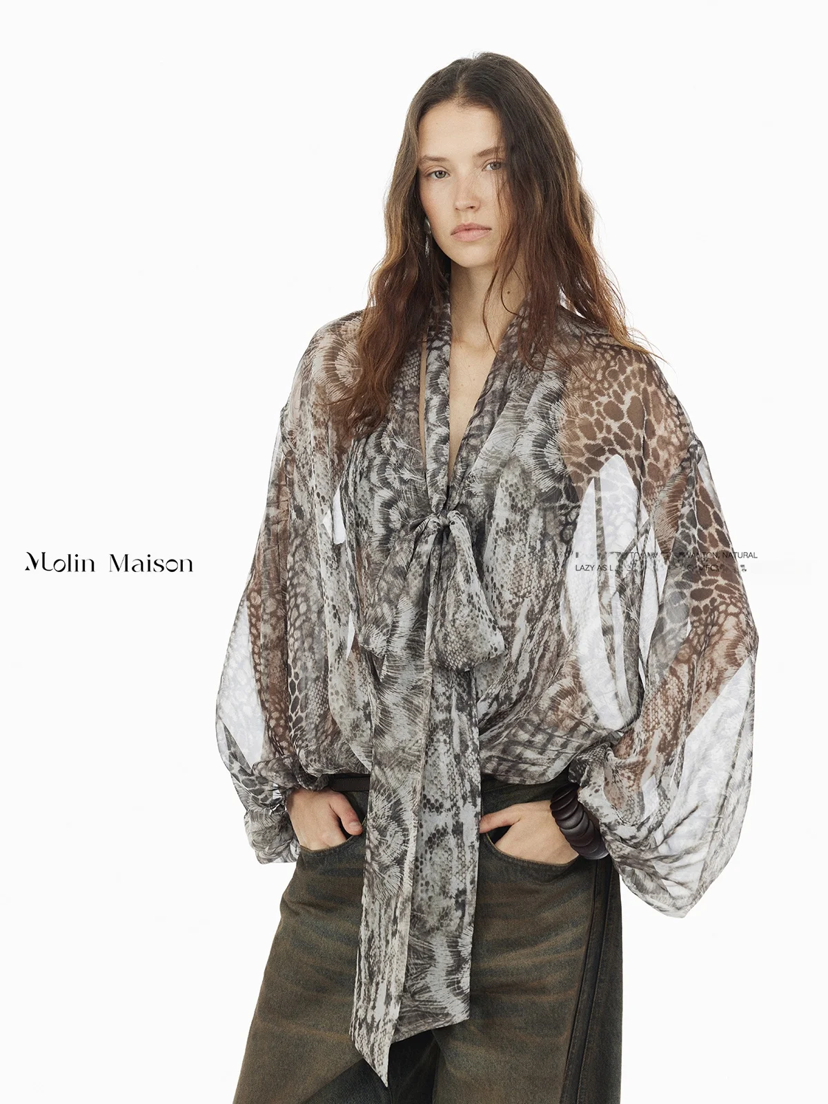 

Женская блузка Molin Maison Romantic Vaion Sle с текстурой, свободного кроя, с V-образным вырезом и рукавами-фонариками, для многослойных образов