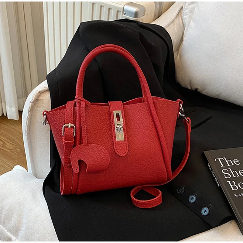 Koreanische Umhängetasche, weiche PU-Eimer-Handtasche, einfarbige Damen-Einkaufstasche mit großer Kapazität, Schultertasche für den täglichen Gebrauch – Detail 25