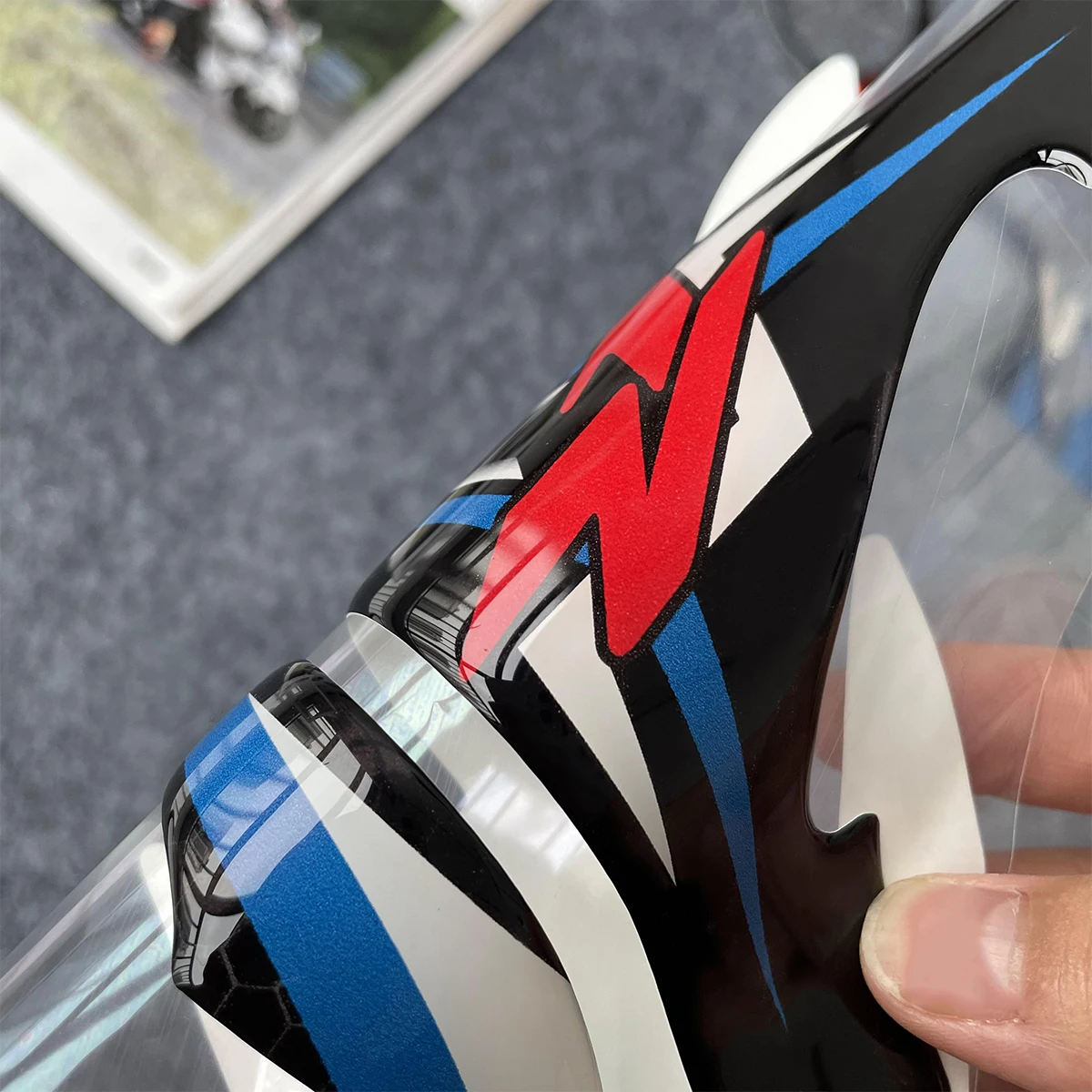 Decorative stickers Suitable for fuel tank cap motorcycle accessories for suzuki GSX250 GSX gsx250 Non-slip Fish BoneSet  Decals