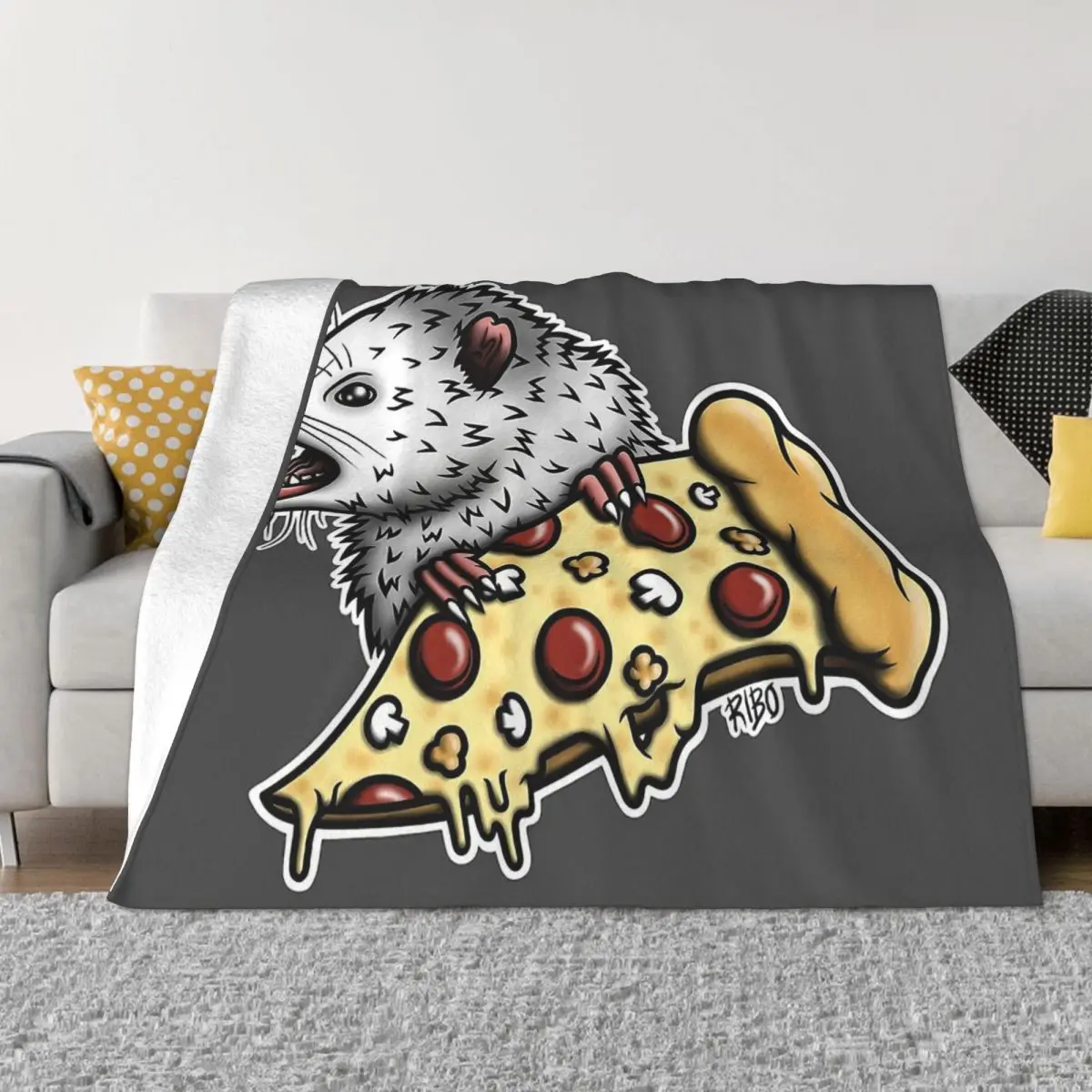 Possum Didelphinae Mouse Blanket Flannel Decoration Eat Pizza Portable Home Bedspread