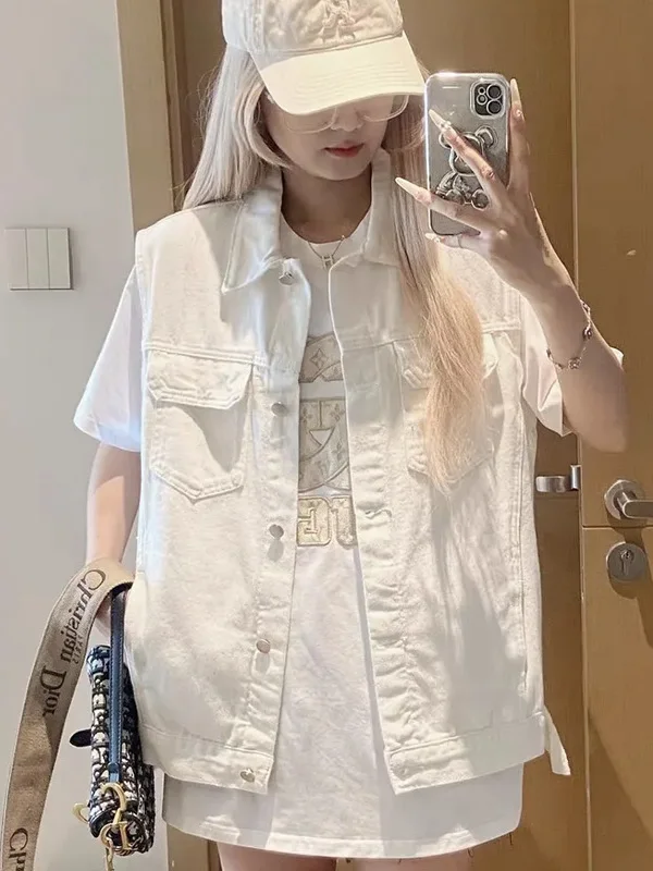 เสื้อแจ็คเก็ตยีนส์ผู้หญิงทรงหลวม รุ่นใหม่ ปี 2025 เสื้อกั๊กเสริมไหล่ ไซส์เล็ก สำหรับฤดูใบไม้ผลิ ฤดูใบไม้ร่วง และฤดูร้อน สไตล์ลำลอง