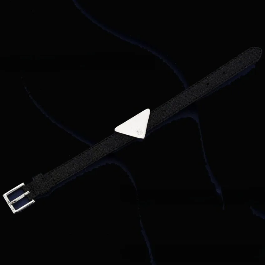 سلسلة سوار مثلثة - عتيقة أوروبية أمريكية، إكسسوار معصم أنيق متعدد الاستخدامات له