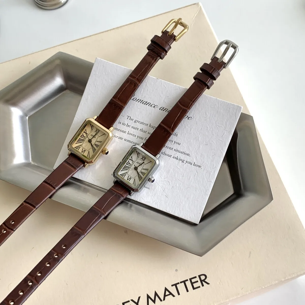 

New Square Women'S Watch Simple And Elegant Design Vintage Classic Style Leather Strap Women'S Quartz Watch Women'S Accessories.