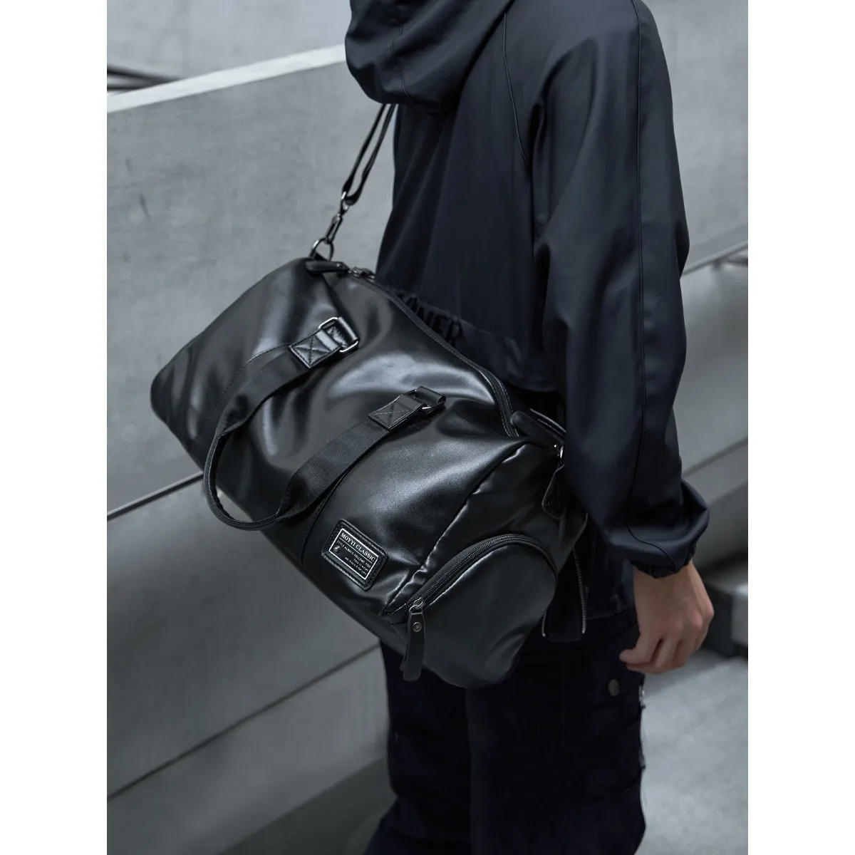 

Спортивная сумка с разделением для сухих и влажных вещей, большая вместимость, легкая дорожная сумка-рюкзак для спорта, поездок на работу и деловых поездок