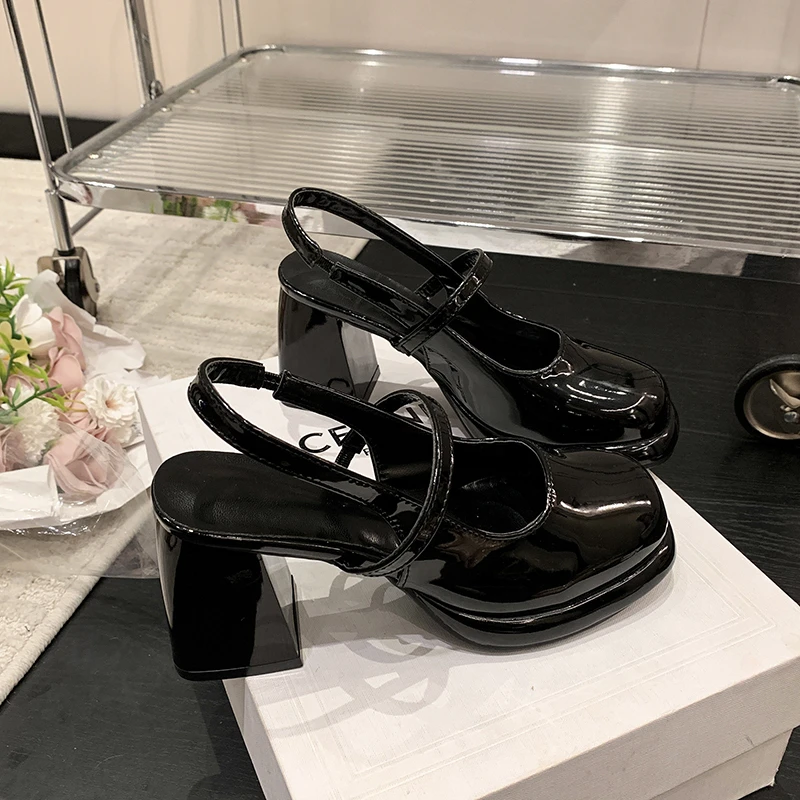 Style Block Heel 2026 Summer New One Strap Thick Heel Small Leather Head Cover Sandals Women's Sandals