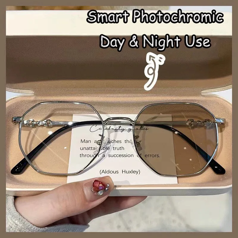 Photochromic Anti Blue Light Glasses for Women Men Eyewear Smart Transition Lens Day Night Use Computer Eyeglasses(No Case)