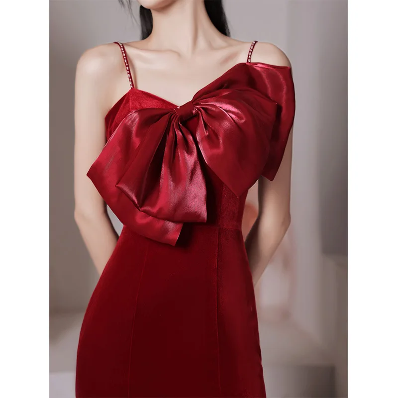 Sexy Burgundy Mermaid Prom Banquet Dress 2022 V-neck Straps Slit Bow Velvet Long Formal Evening Gowns Women Robes De Soirée