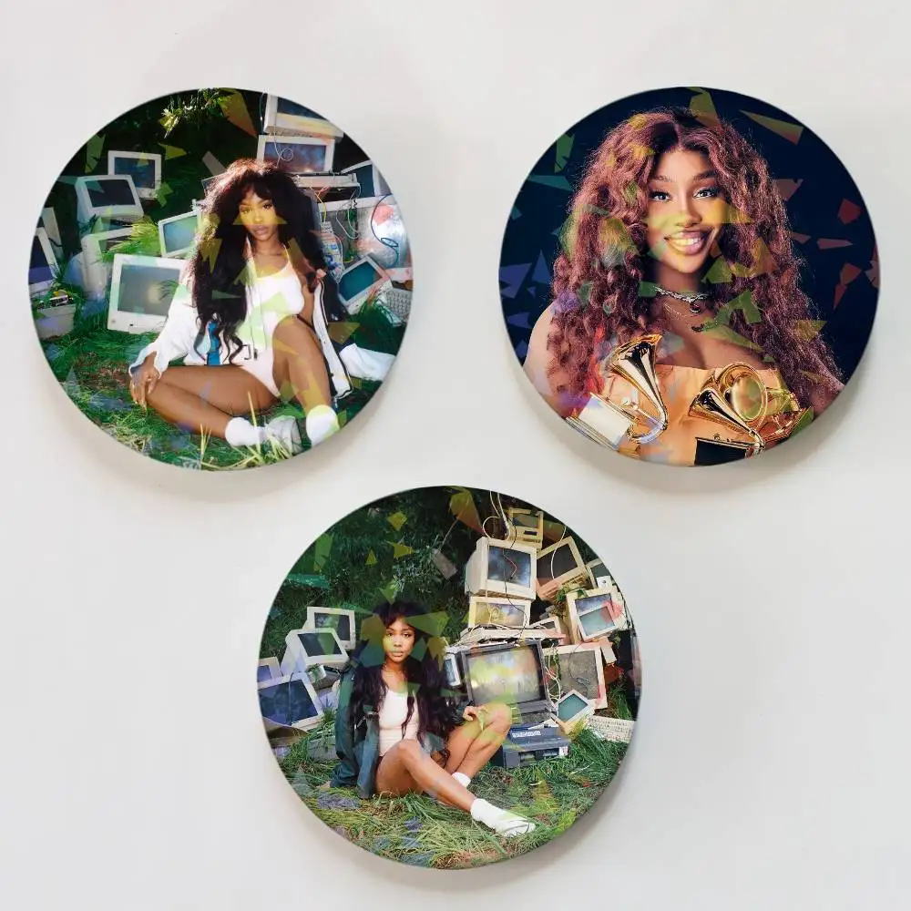 Singer S-Sza Laser Button Pins Backpack Clothing Decor Brooch Fiction Badge Jewelry Gifts