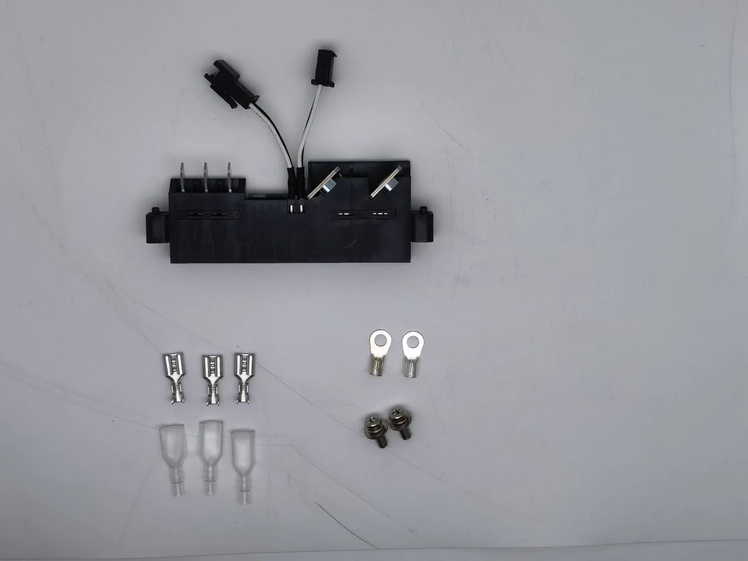 Adaptation module R4875G/R4850G/R4830G/R4815G input and output connector R4875 interface board