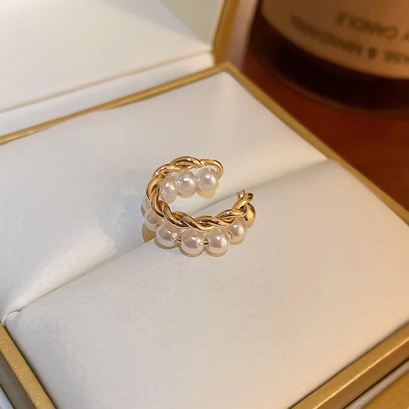 Elegant Imitation Pearl Ear Clip Fashion Twist Metal Geometric Earrings For Women Party Wedding Exquisite Ear Jewelry Gifts
