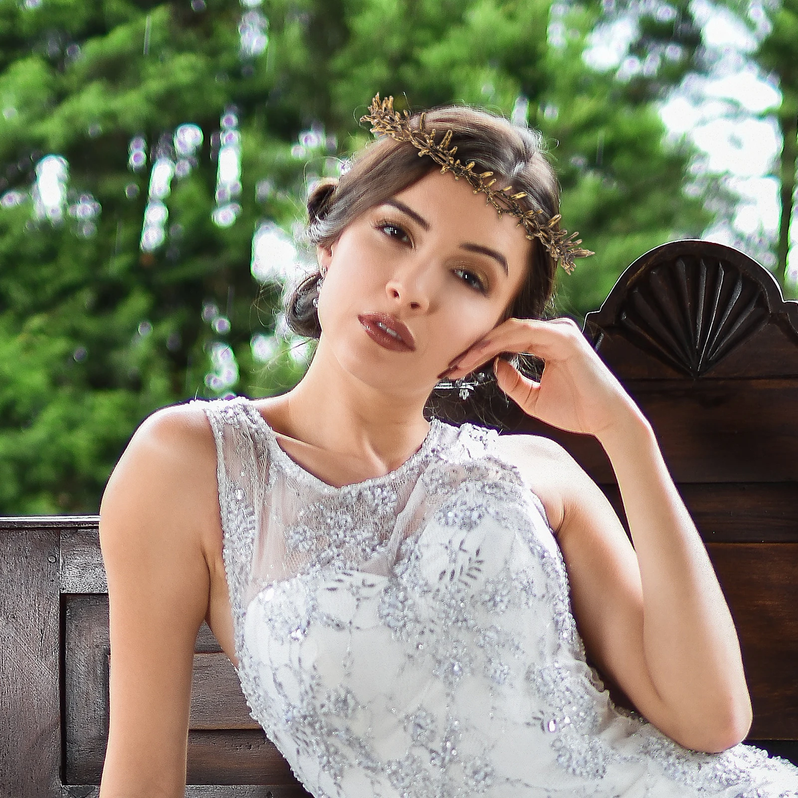 

Thorn Crown Headpiece for Party Elven Renaissance Fair Accessory Prom King Birthday Goddess Crown Unisex Metal Design