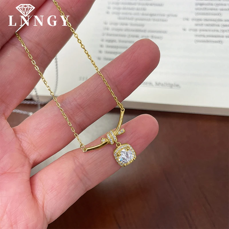 Lnngy Certified 5mm Round Moissanite Necklace Niche Light Ribbon-motif Shape Pendant Necklaces for Valentine's Day Jewelry Gift