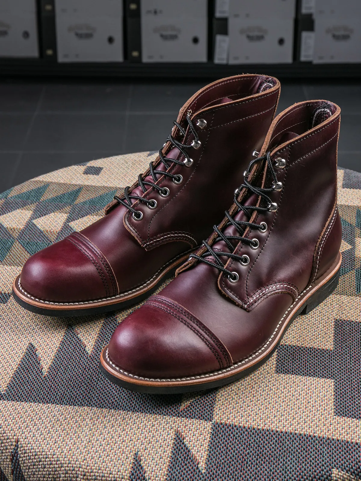 

TiTo американские ретро мотоциклетные рабочие ботинки десантника винно-красного чая цвета сердце кожаная резиновая подошва с круглым носком и...