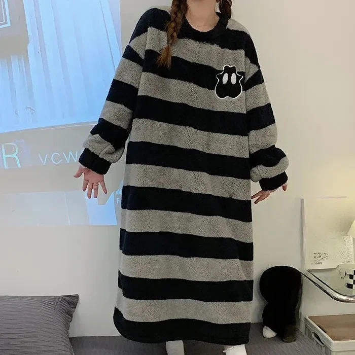 Autumn Winter Thicken Warm Nightgown Women Flannel Velvet Nightdress stripe Sleepwear y2k Comfortable Female Causal Home Clothes