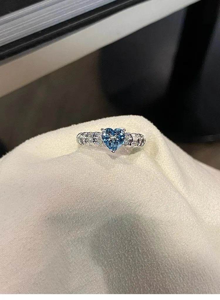 Luxury Solitaire Women Heart Engagement Rings AAA Sea Blue Cubic Zirconia Proposal Ring For Girlfriend Anniversary Gifts