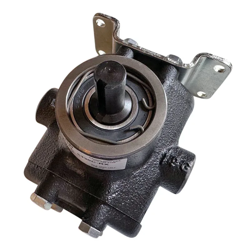 

Запасной двухпоршневой насос с цельным валом Kärcher/Windsor 8.702-167.0 для чистящего оборудования (для квадроциклов и мотовездеходов)