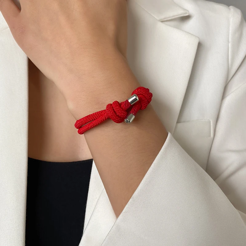 Fashion Simple Red and Black Rope Couple Bracelet Men Women Hand Woven Drawstring Bracelet Hand Jewelry Gift for Couples Friend