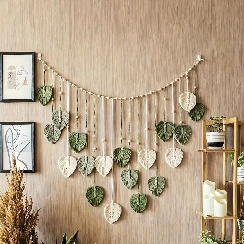 Bohemian Style Woven Leaf Wall Hanging, Perfect for Bedroom, Kitchen, Dining Room, and Bathroom Decor, a Great Gift for Mom, Natural Decorative Hanging Ornament.