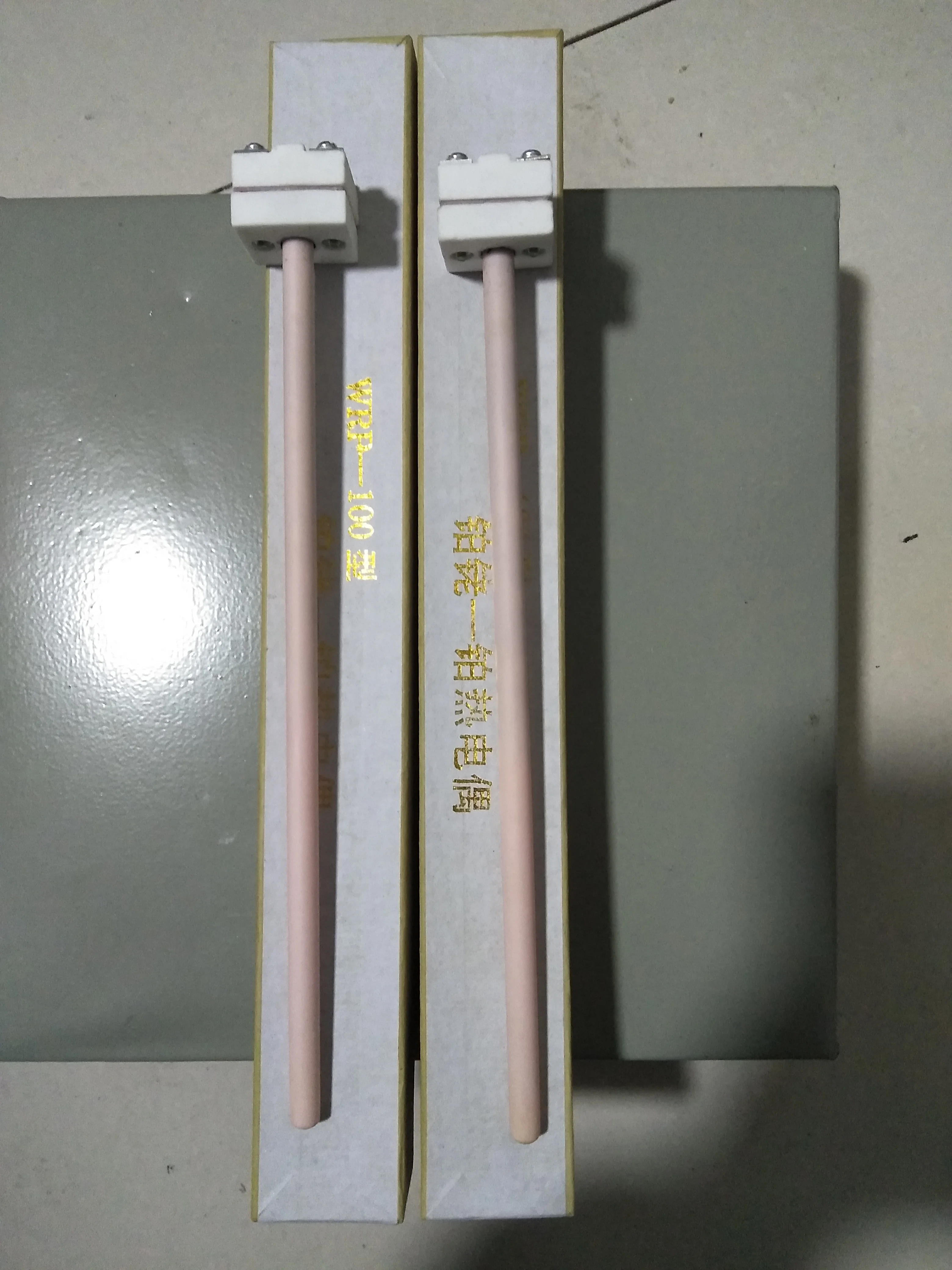 Small platinum rhodium thermocouple S-type R-type B-type WRP-100 Muffle furnace High temperature resistance electric furnace 0-1