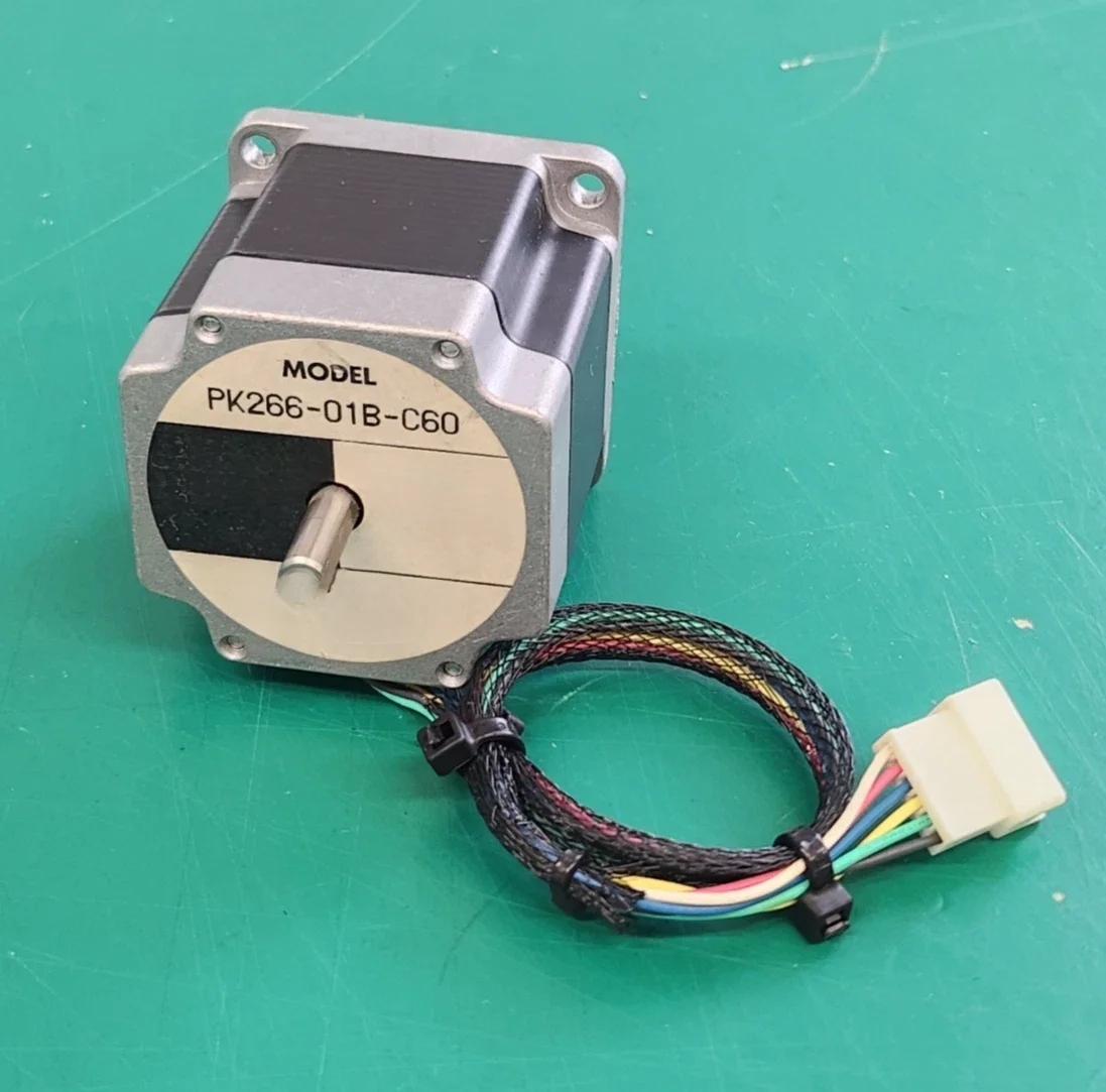 

Высококачественные НОВЫЕ 100% оригинальные AXHM450KC-GFH BXM5120-GFH2 ASM66MK CSD2120-P FBLM220A-GF с гарантией 1 год