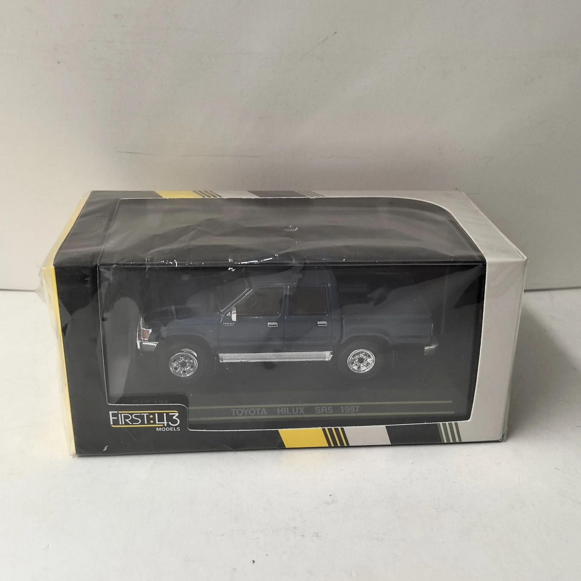 دييكاست الأولى 1/43 مقياس تويوتا هايلكس SR5 1997 سبيكة سيارة نموذج تحصيل لعبة هدية تذكارية عرض حلية #6