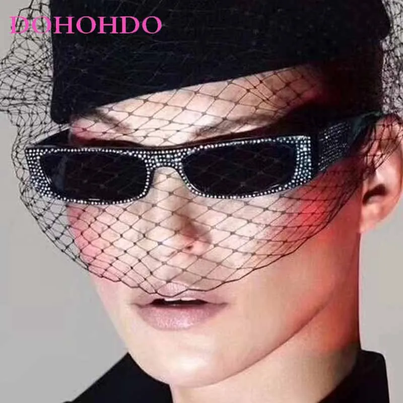 

Fashion Punk Small Square Resemble Rhinestone Sunglasses Women New Luxury Brand Designer Traveling Drive Sunglasses Men UV400