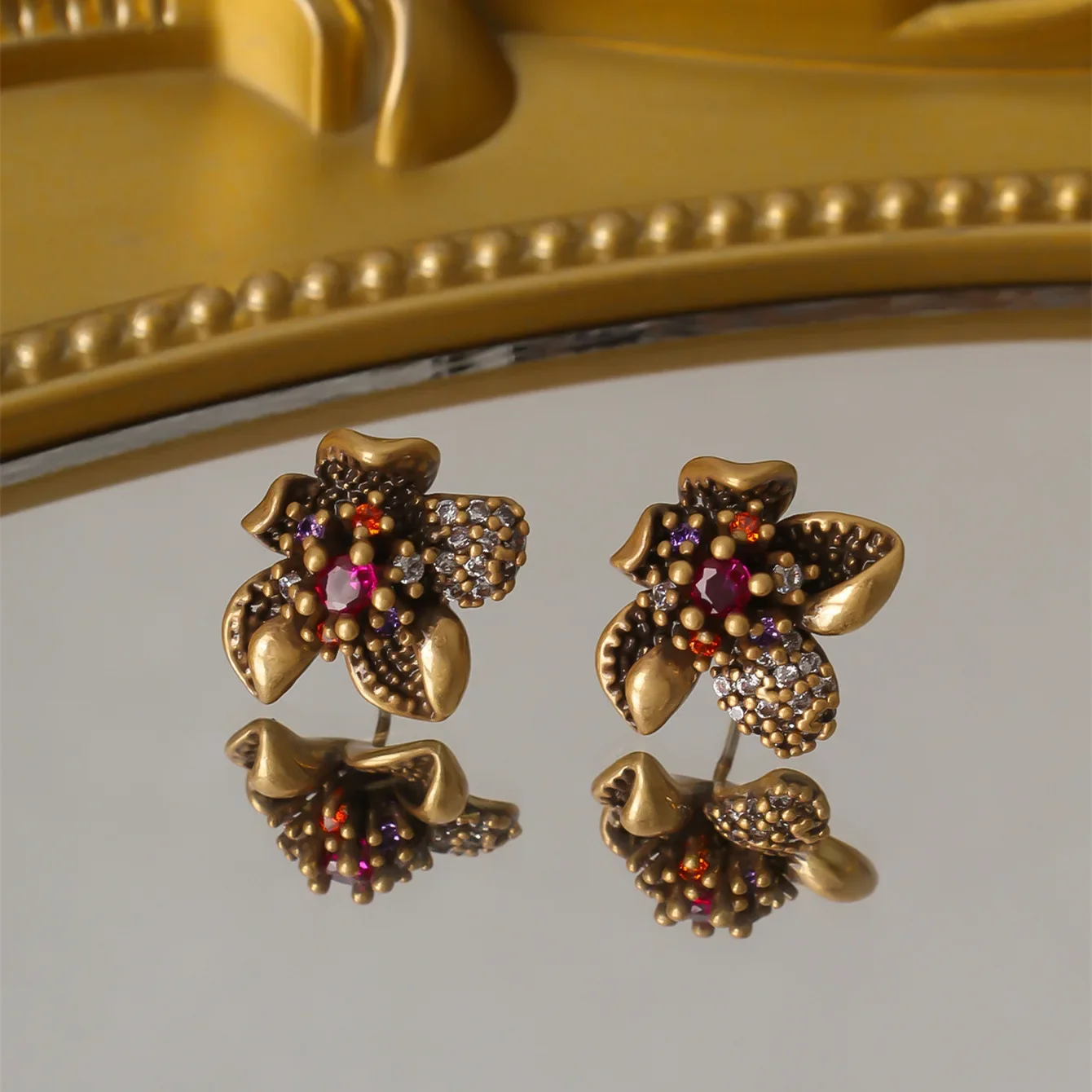 European and American Retro Flower Earrings and Rings Set Flower Stamens Colored Zircon Fashion Niche Rings for Women