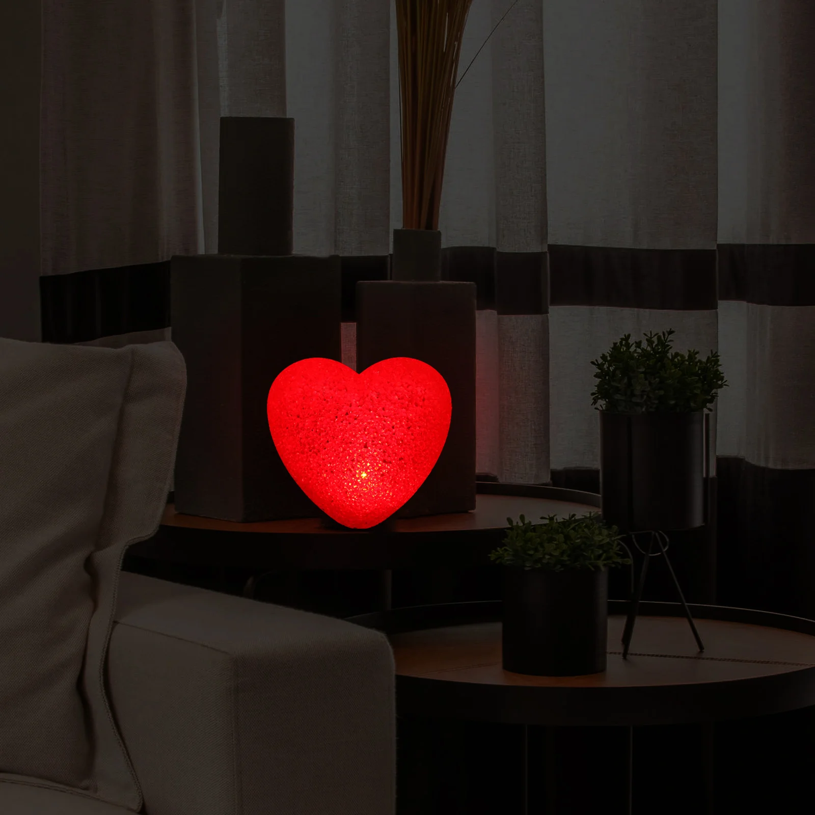 

Heart Shaped LED Night Lamp Decorative Table Light Bedroom Home Garden Party Valentine Gift Dimmable Portable Plastic Electronic