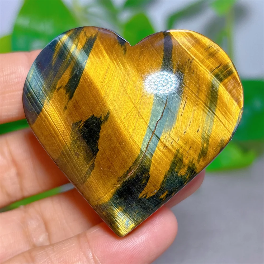 �y�Z�[�����z�u���[�C�G���[�^�C�K�[�A�C�n�[�g�N���X�^���V�R�΃N�H�[�c�΍z���Ƃ̑������C�L�M�t�g�G�l���M�[�����K�^��