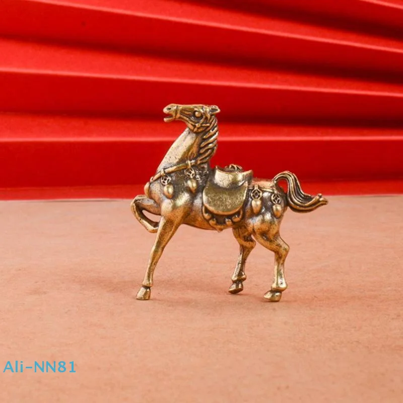 【N】حصان الحرب النحاسي زخرفة صغيرة ديكور سطح المكتب المنزلي الرجعية النحاس النقي الحصان الحرف التماثيل النحاسية المتحمسين جمع