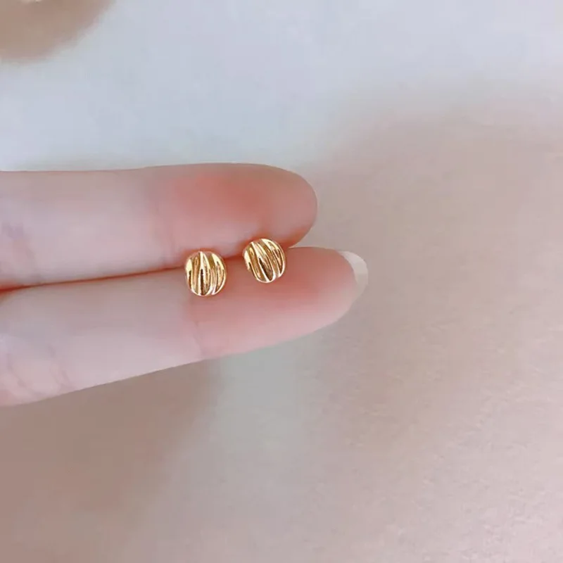 Mooie kleine oorbellen piercings vleugel hart Stud Oorbellen voor vrouwen goud kleur 925 zilveren naalden oor Stud sieraden voor tiener cadeau
