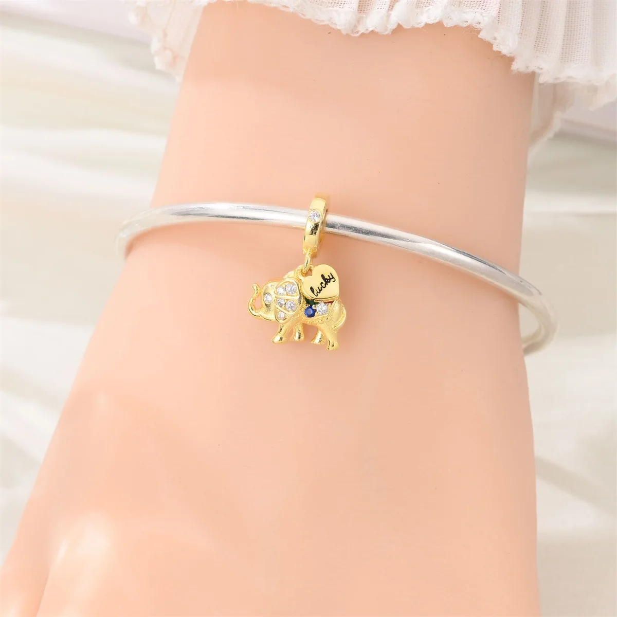 Sparkling 925 Sterling Silver Golden Horseshoe Leopard Clover Sun Charms Beads Airplane Bee Pendant Fit Bracelet Necklaces Gifts view 3