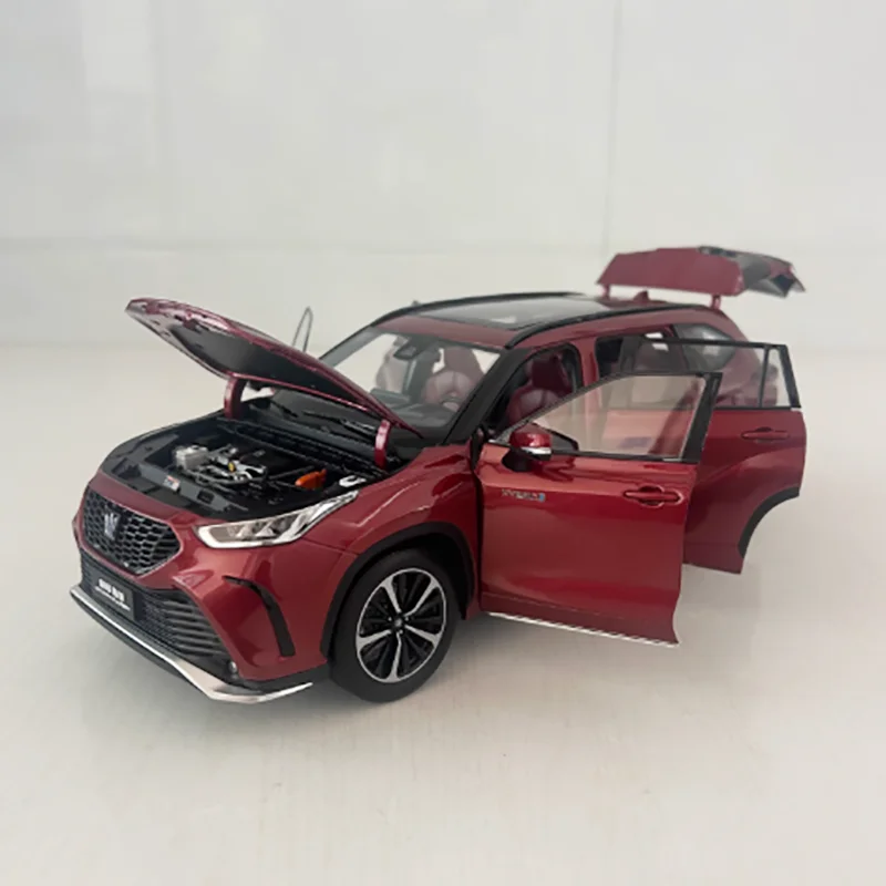 

Масштабная модель автомобиля Toyota Crown Kluger SUV из литого сплава 1:18, готовый продукт, имитационная игрушка, коллекционный подарок, статическая модель для демонстрации
