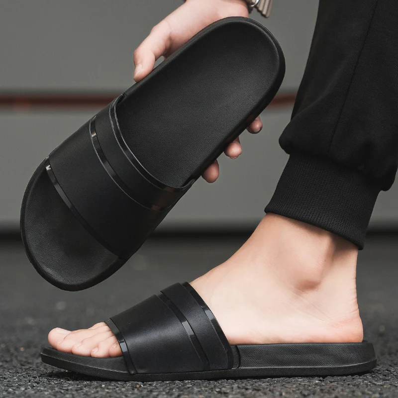 Summer Men Women Non‑Slip Indoor Household Slippers Lightweight Wear‑Resistant Outdoor All‑Match Slide Sandals Beach Slippers