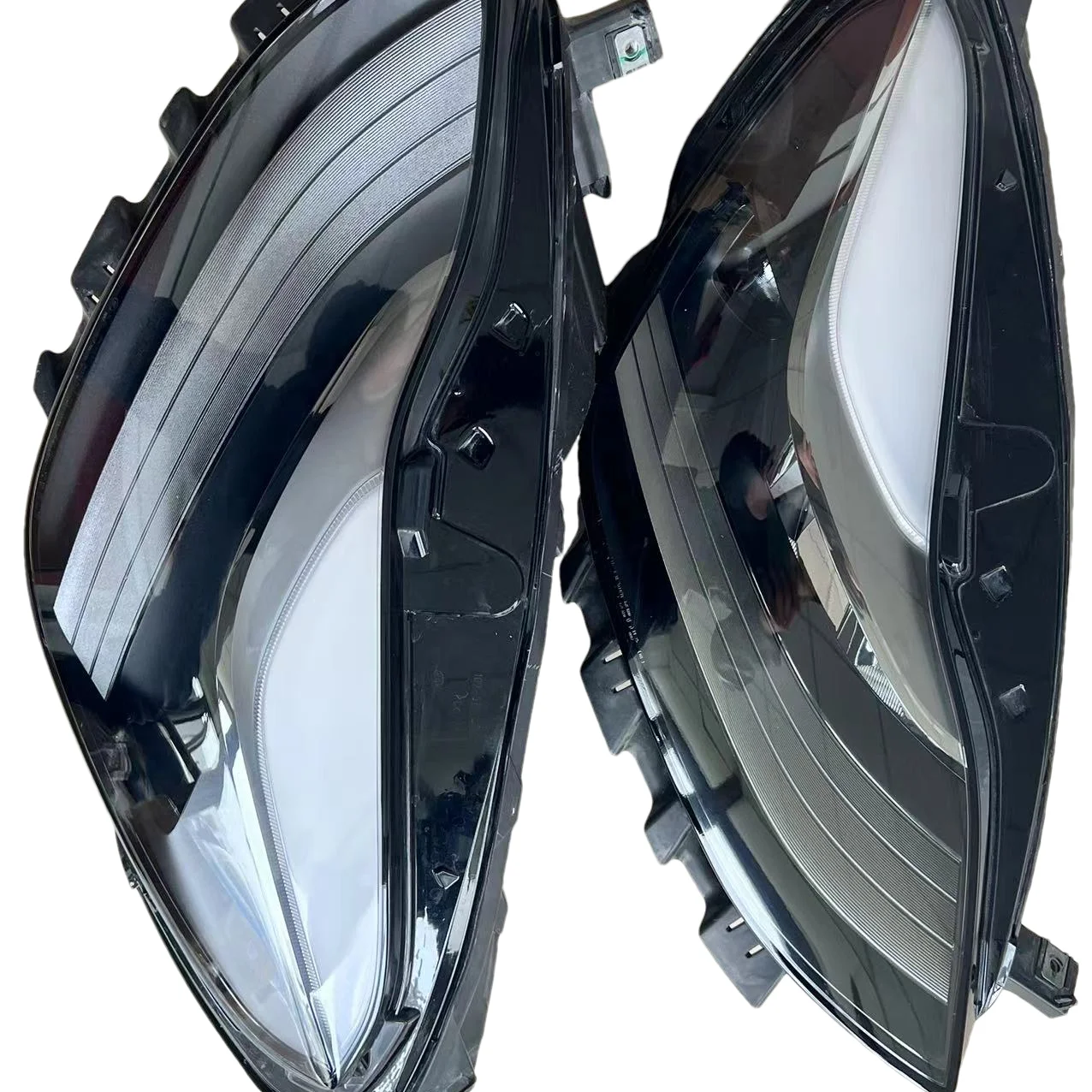 

Wholesale Tesla Headlights MX MS M3 MY1077375-00-C 1077376-00-C 1514952-00-D 1514953-00-D