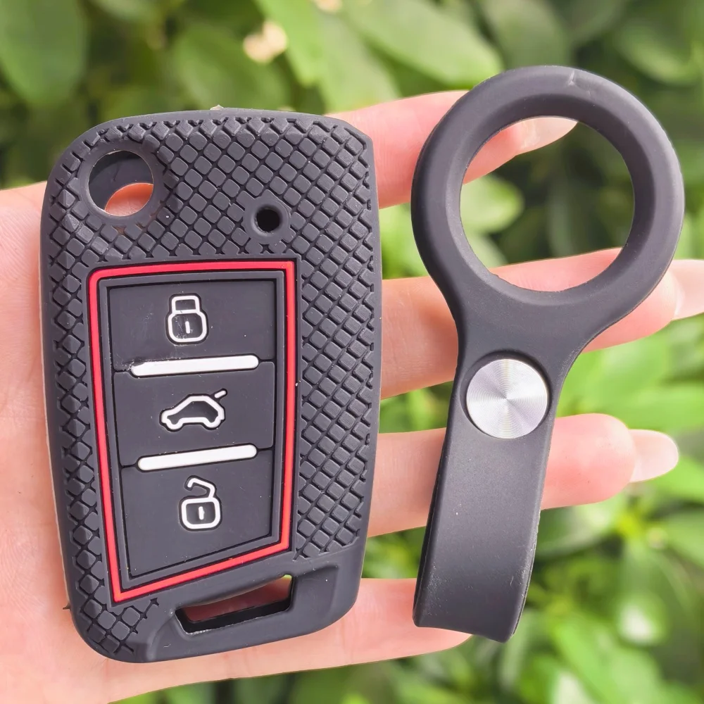 Car Key Case Protection Bag For VW Volkswagen Golf 7 MK7 Tiguan MK2 SEAT Ateca Leon FR 2 Ibiza For Skoda Octavia A7Car Keychain