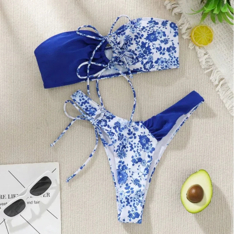 Bikini Bandeau con estampado Floral para mujer, traje de baño Sexy de dos piezas con Tanga, conjunto de Bikini con lazo, 2024