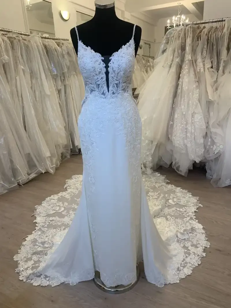 Lakshmigown Trägerloses Spitzen-Meerjungfrauen-Hochzeitskleid 2027 aus Krepp-Satin, Maßanfertigung – Detail 5
