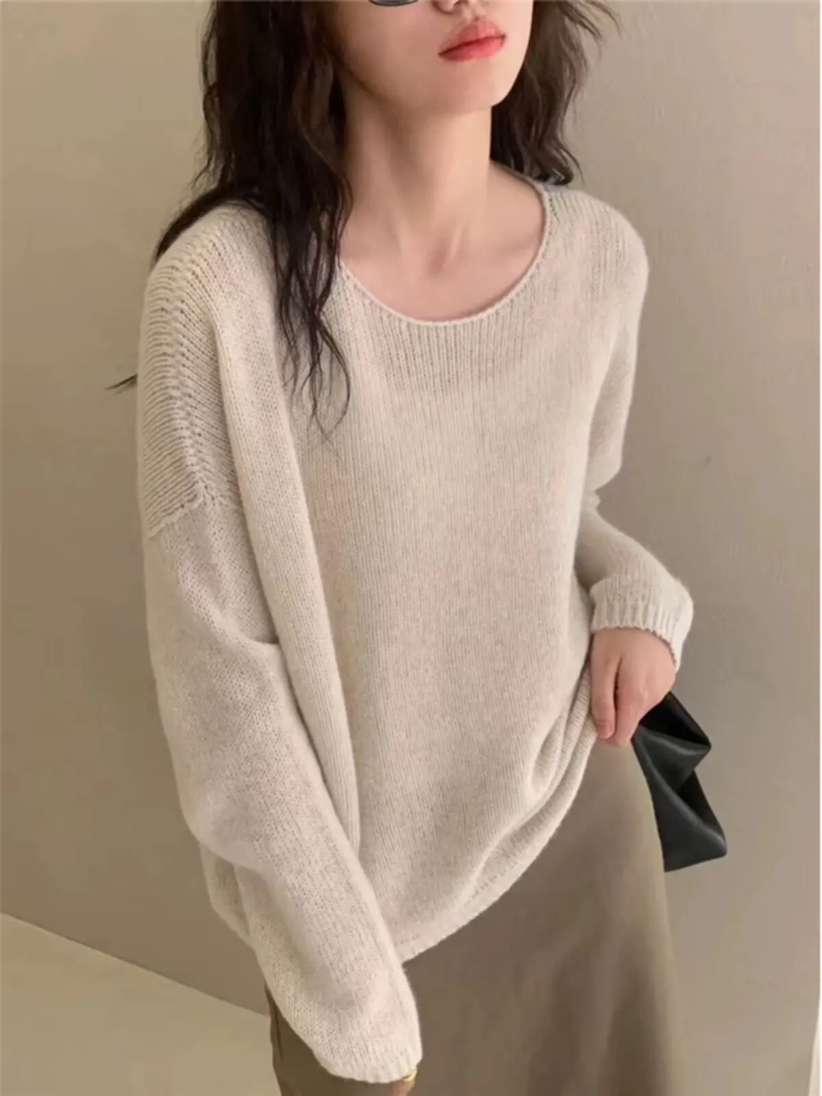 Loose lazy cashmere sweater women's spring and autumn off-shoulder round neck sweater casual bottoming shirt